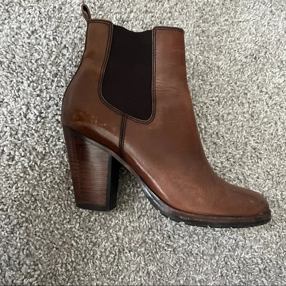 Frye Chelsea Tate Boot, Brown 7.5 - Picture 4 of 12